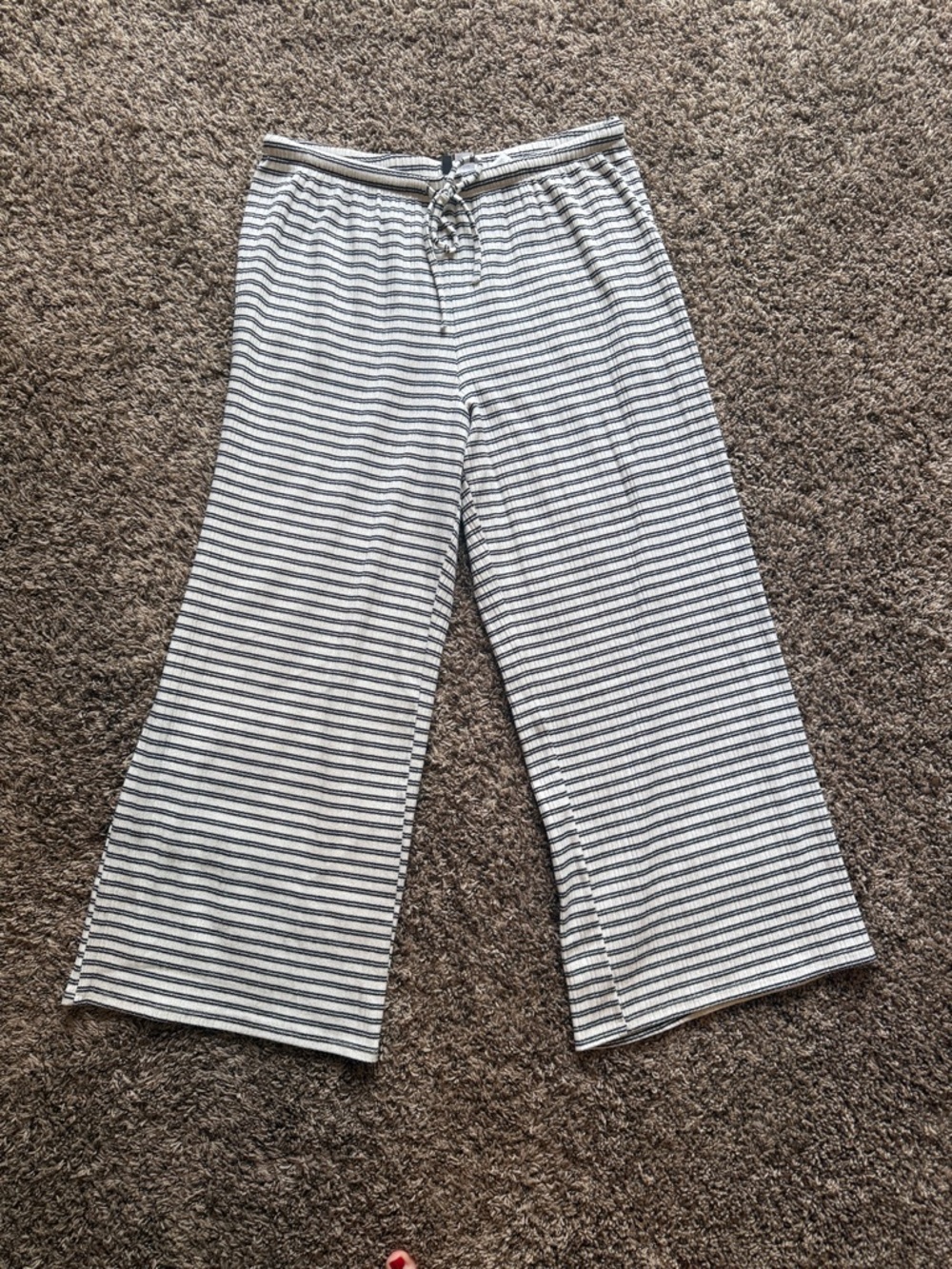 H&M Black and white striped pants
